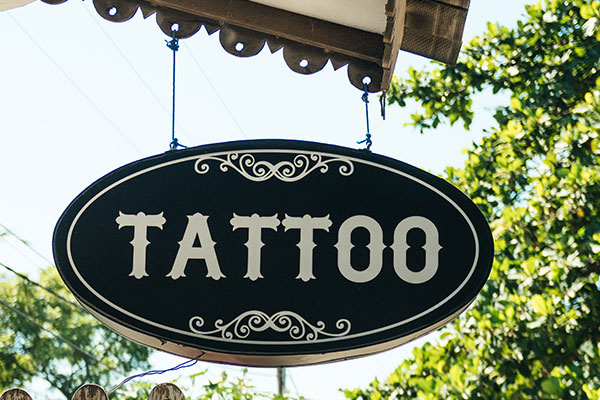 Exterior Tattoo Blade Sign in Charlotte, NC